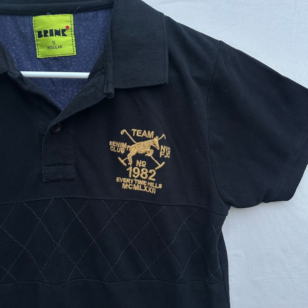 BRINK Mens Polo Shirt Small Black Embroidered Denim Club Quilted Preppy Crest - Picture 2 of 5